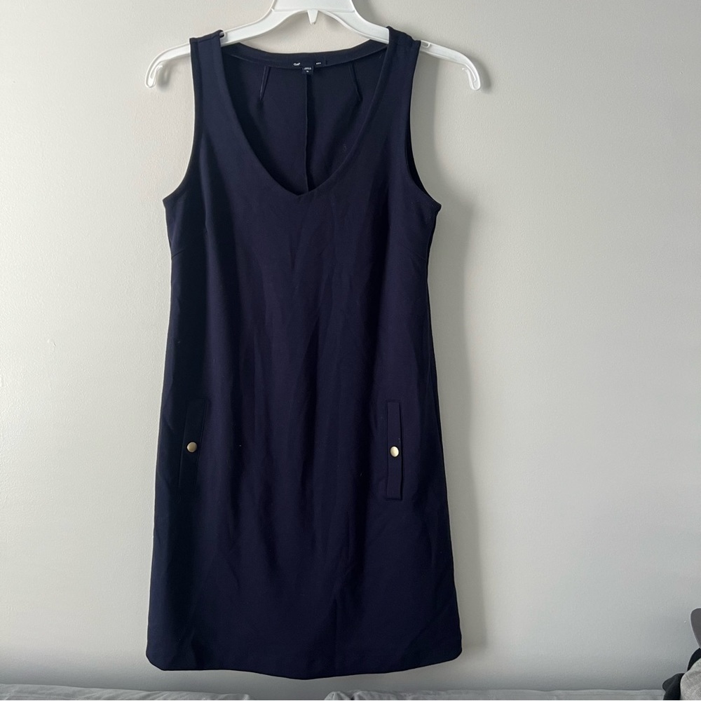 Gap navy pullover jumper M
